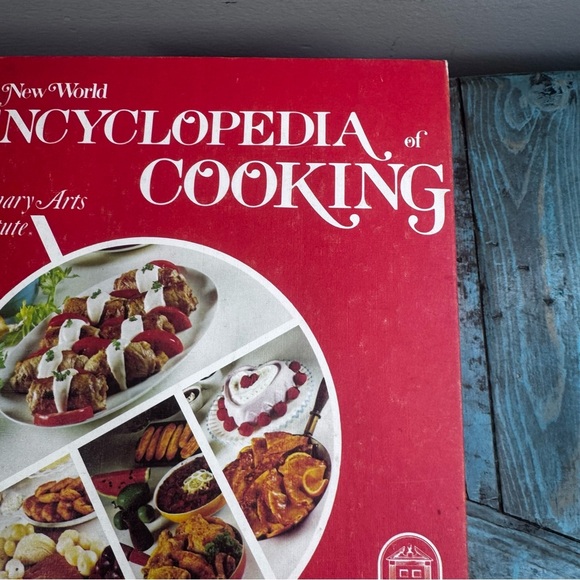Vintage 1979 The New World Encyclopedia of Cooking Recipe Cookbook - Picture 4 of 14
